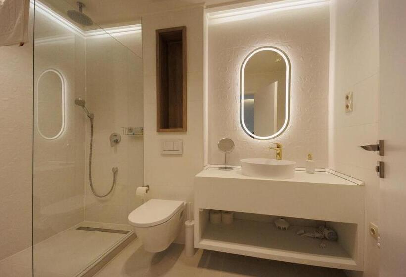 Студия Deluxe, Gold Wave Apartments