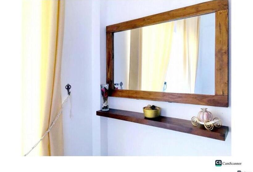 豪华海景房带阳台, Ayona Beach Villa