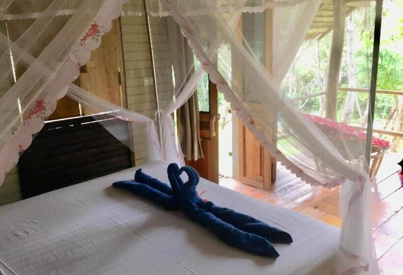 발코니 디럭스 룸, Koh Mook Mountain View