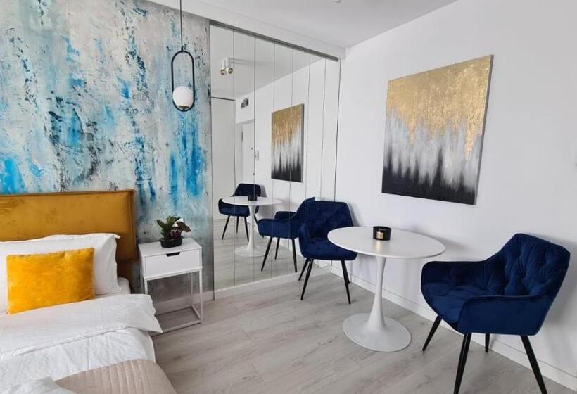 استودیوی لوکس, Government Deluxe Studio By Magic Apartments