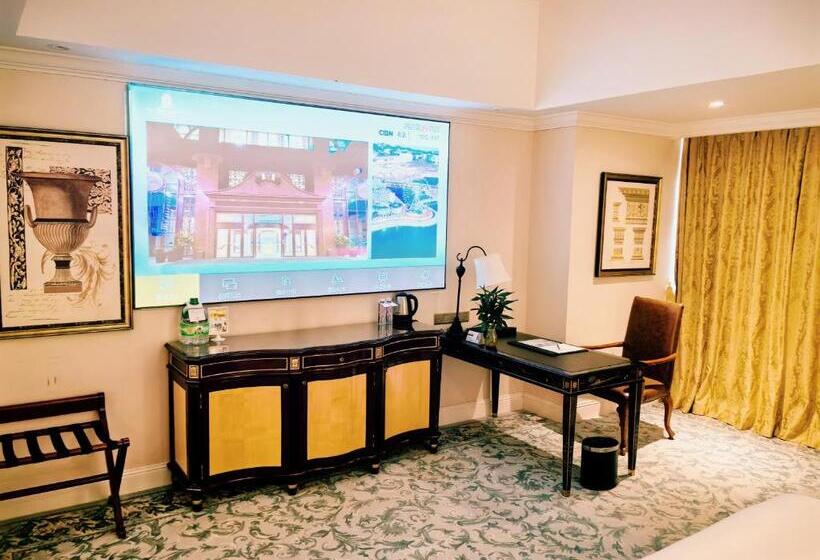 Номер Стандарт, Qingdao Jinshi International