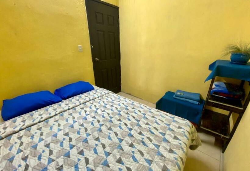 اتاق استاندارد با سرویس بهداشتی مشترک, Hostal El Calvario
