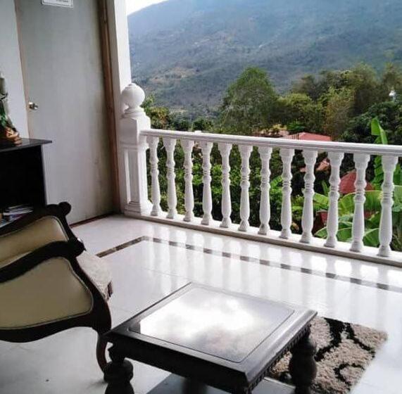 家庭间, Finca Campestre Rancho Alegre