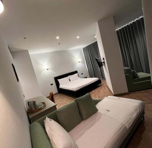 패밀리 주니어 스위트, Kondo Stays   Polifonia City Loft
