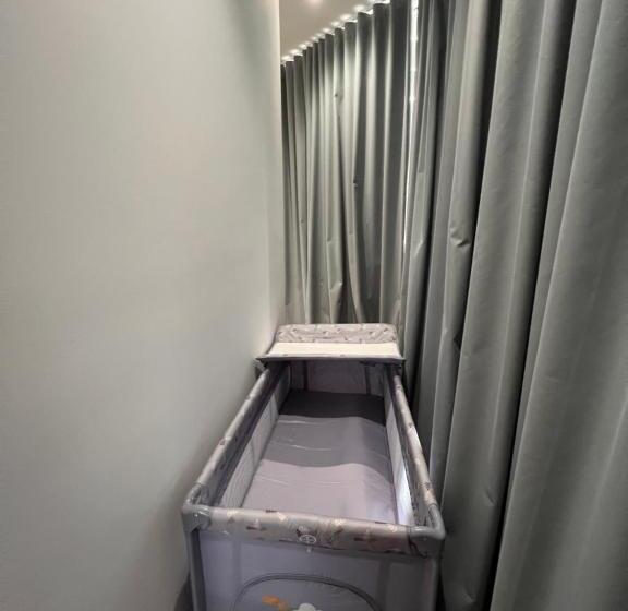 스탠다드 스튜디오 킹침대, Kondo Stays   Polifonia City Loft
