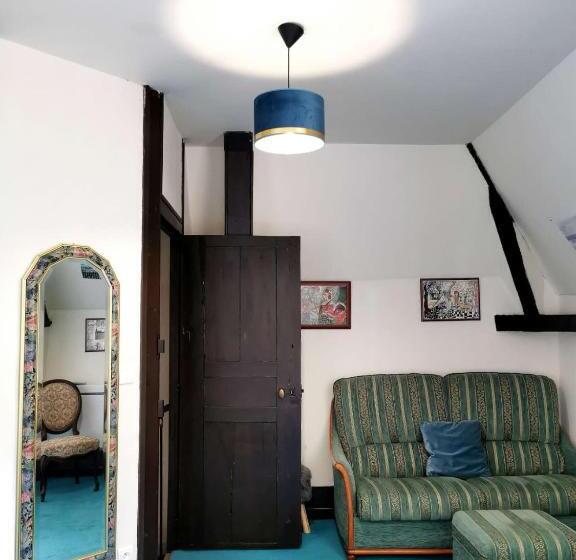 Номер Deluxe, Château De Swann