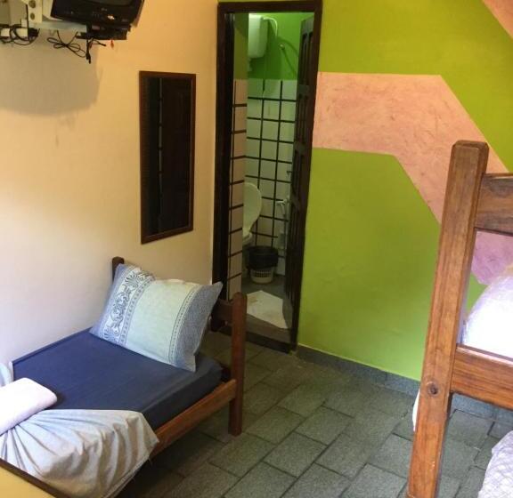 غرفة أساسية ثلاثية, Papagaio Hostel & Pousada