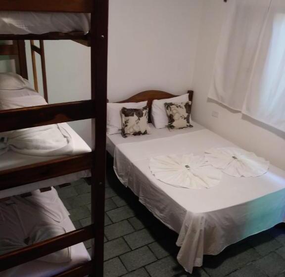 جناح عائلي, Papagaio Hostel & Pousada