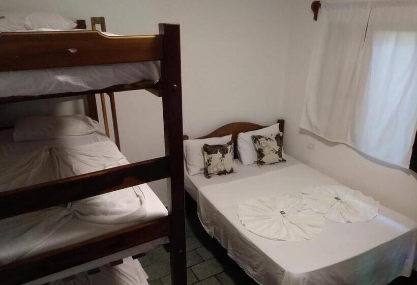 جناح عائلي, Papagaio Hostel & Pousada