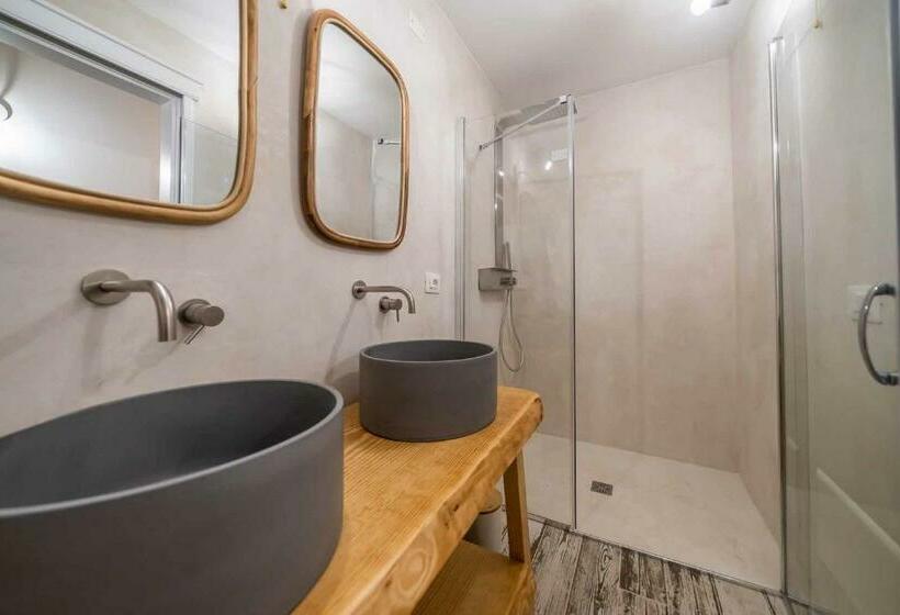 Номер Deluxe, Corte Janca