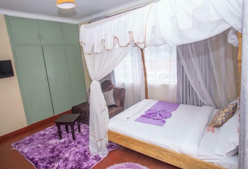 اتاق استاندارد یک نفره, The Nest Guest House