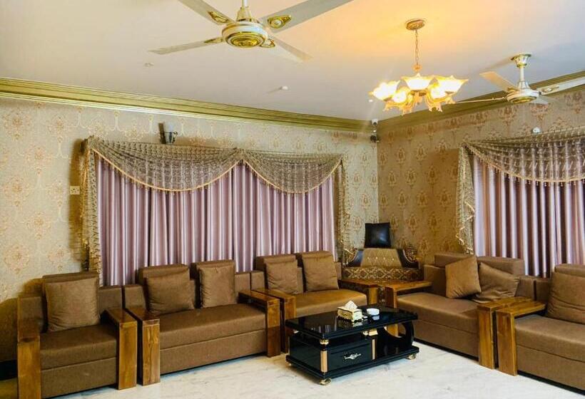 اتاق لوکس, Heaven Inn