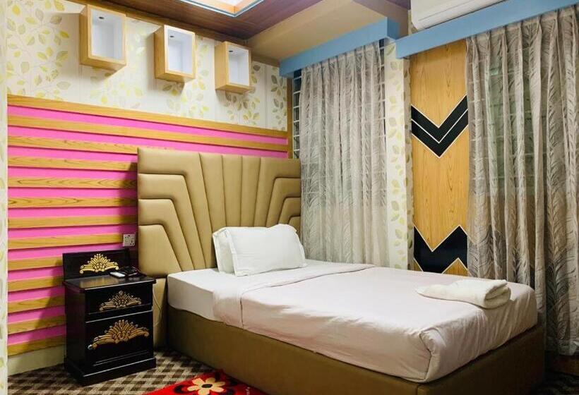 اتاق لوکس, Heaven Inn