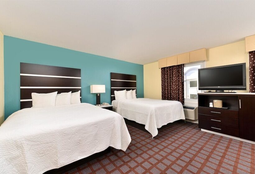 Номер Стандарт 2 Двуспальные Кровати, Americas Best Value Inn New London Mystic
