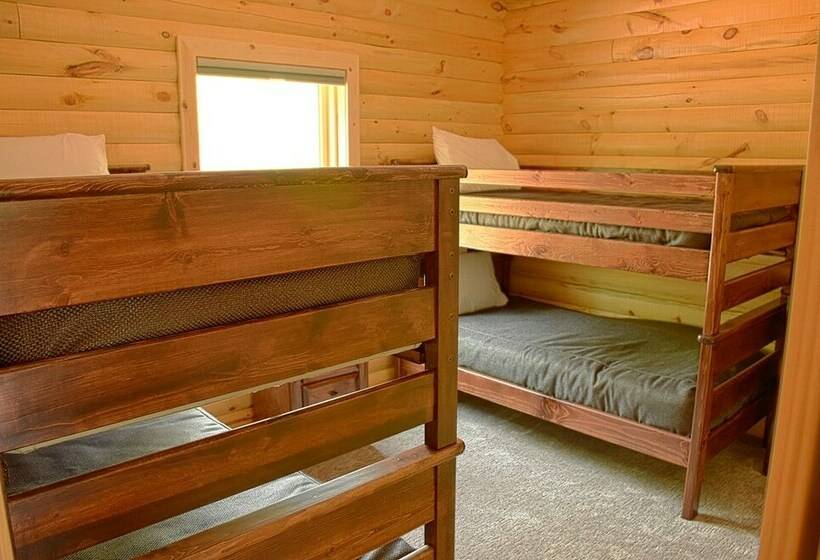 Хижина, Trappers Landing Lodge