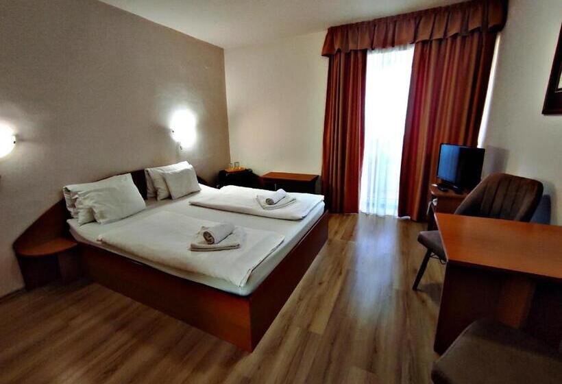 Номер Стандарт, átrium Hotel Harkány