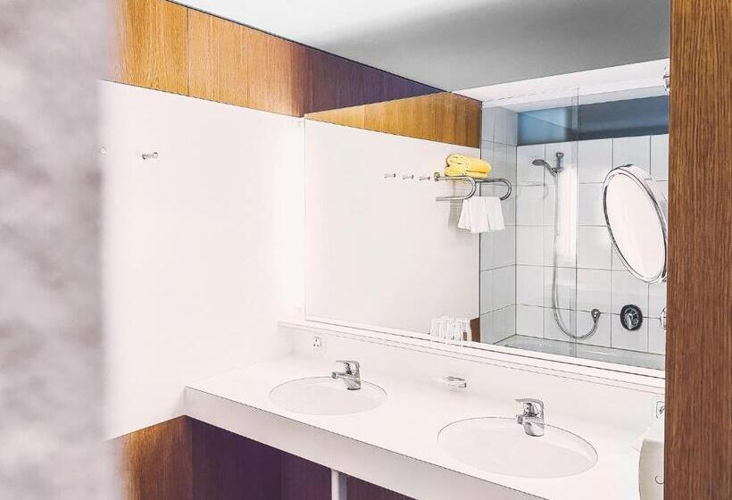 Номер Стандарт Вид на Горы, Gesundhotel Bad Reuthe