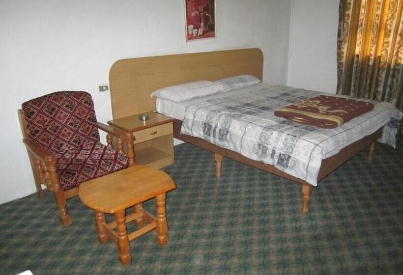 اتاق استاندارد یک نفره, Asia