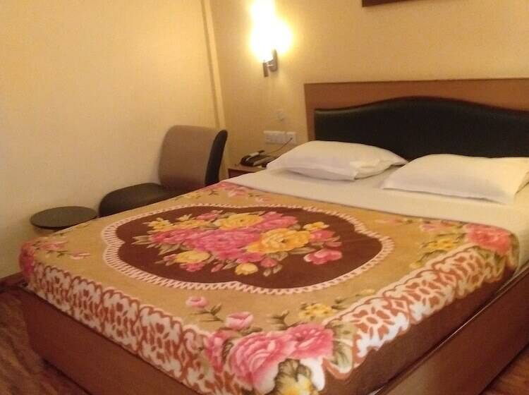 Номер Стандарт, Nahar Manchester Inn
