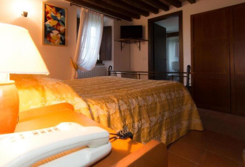 Номер Стандарт, Relais Fontevivo