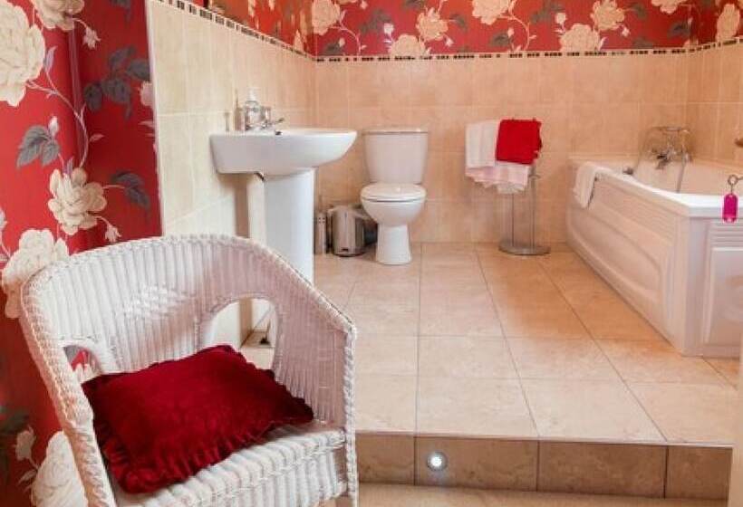 Семейный Номер, Murphys Farmhouse B&b