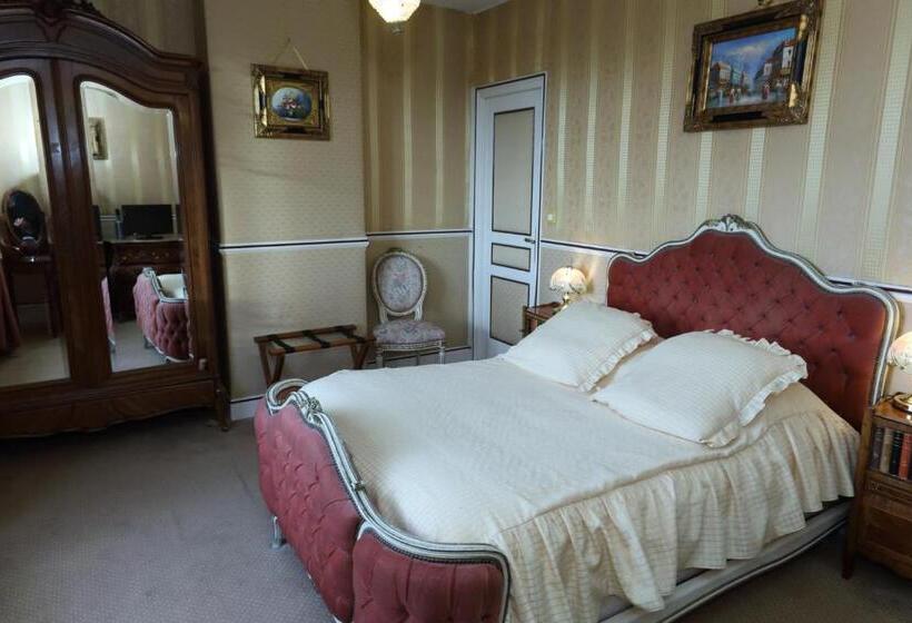 Номер Стандарт, Chateau De Quesmy