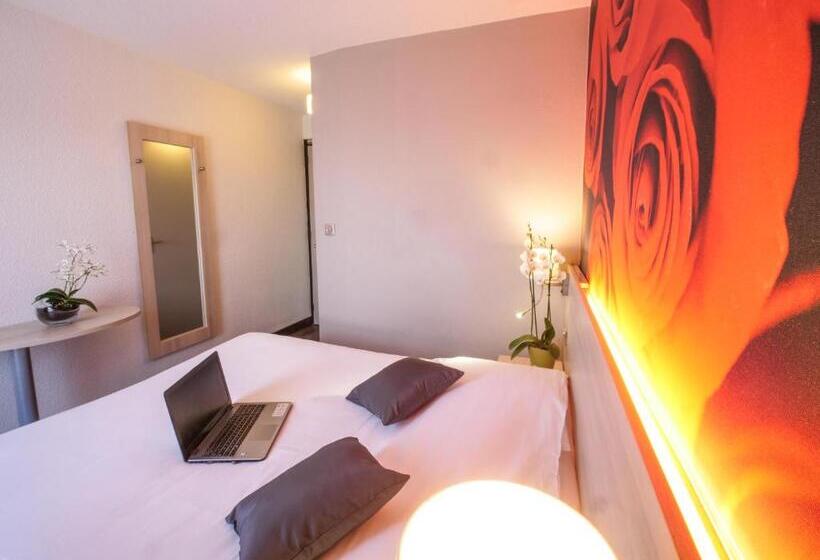 Номер Стандарт Трехместный, Inn Design Resto Novo Montargis