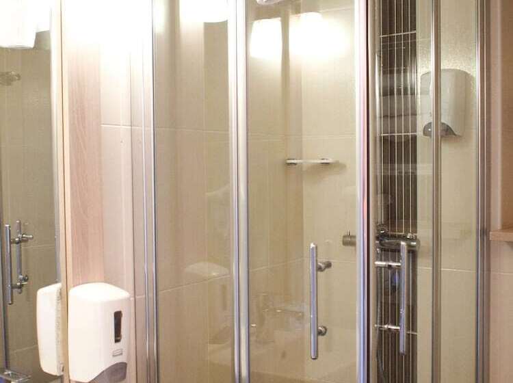Номер Стандарт, Inn Design Resto Novo Montargis