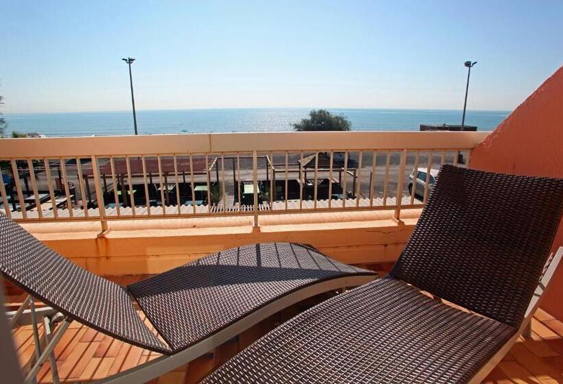 Люкс Вид на Море, Logis Hotel Restaurant Le Mirador