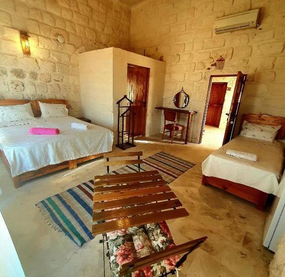 سوئیت با تخت بزرگ, Mons Masius Boutique Hotel Teras