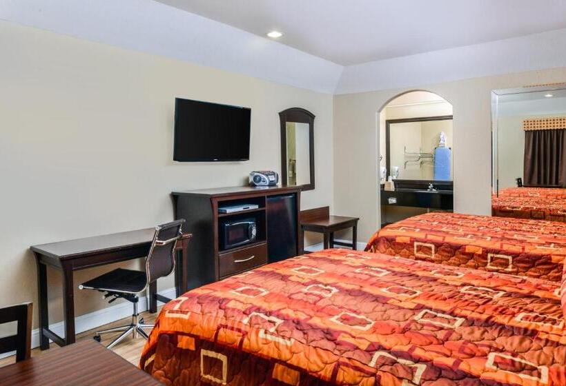 Номер Стандарт, Scottish Inn And Suites Highway Six South