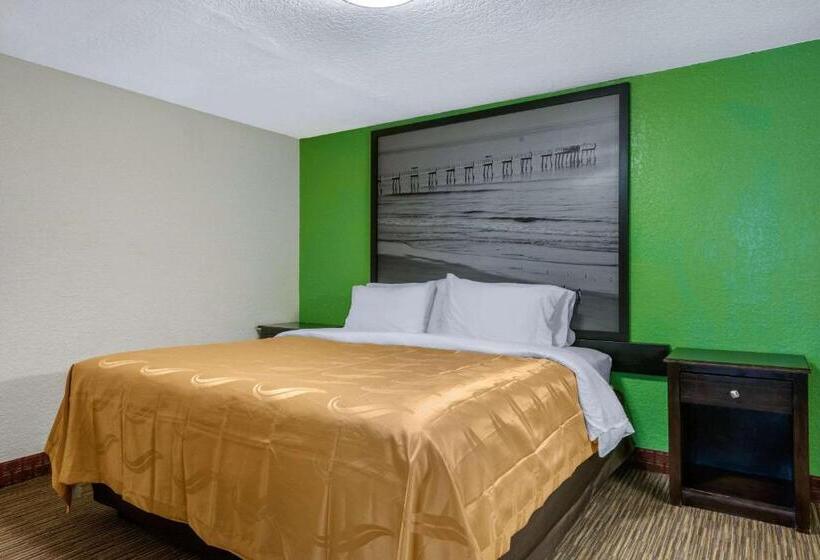스탠다드 룸 킹사이즈 침대, Quality Inn Daytona Beach Oceanfront