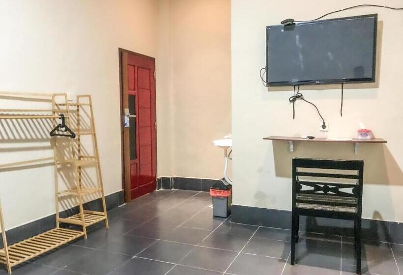 Номер Стандарт, Reddoorz @ Jalan Gelanggang Remaja Waena Jayapura