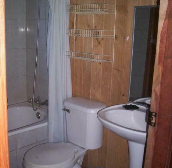 스탠다드 룸 공동 욕실, Hostal Quillelhue