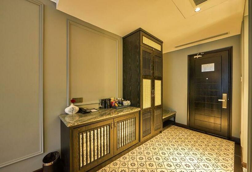 اتاق استاندارد با تخت بزرگ, Hôtel D’melin