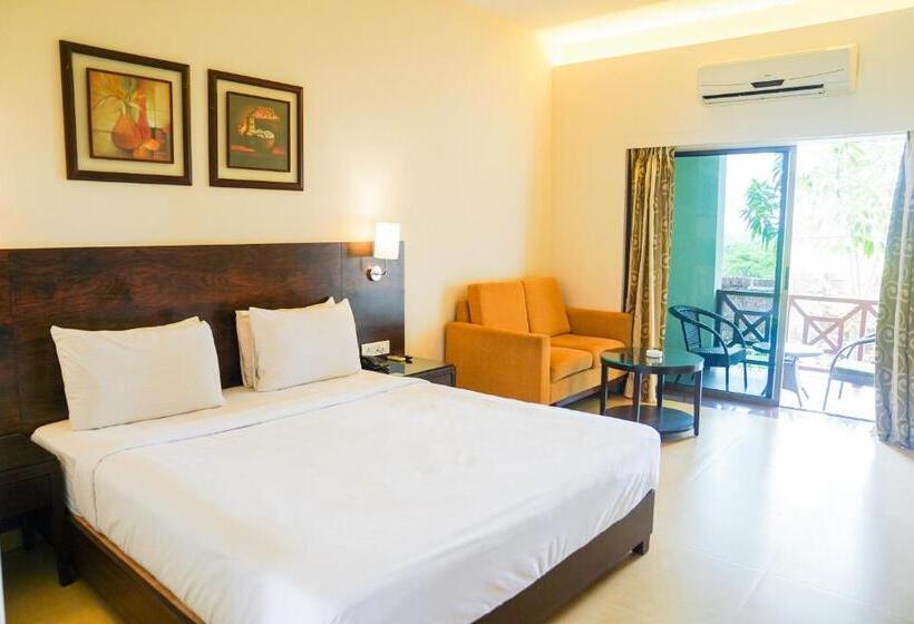 Номер Стандарт с Балконом, Greenleaf The Resort & Spa, Ganpatipule