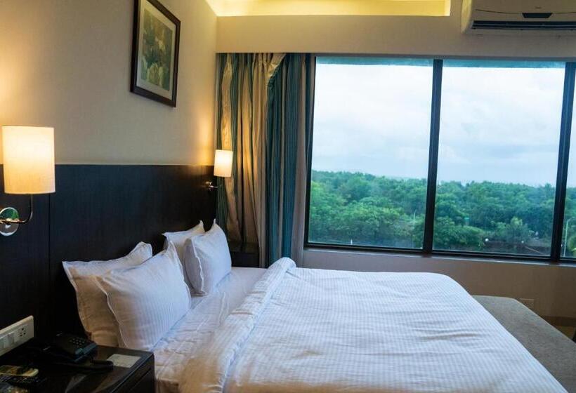Люкс Вид на Горы, Greenleaf The Resort & Spa, Ganpatipule