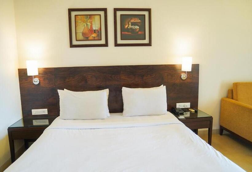 Номер Deluxe с Балконом, Greenleaf The Resort & Spa, Ganpatipule