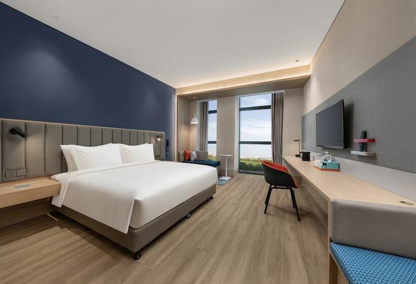스탠다드 룸 더블 침대, Holiday Inn Express Changchun Ecological Square By Ihg