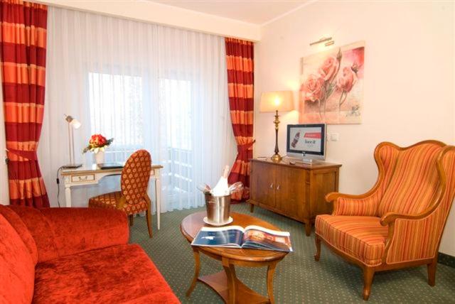 Люкс с Балконом, Garni Seehotel Mühlenhaus