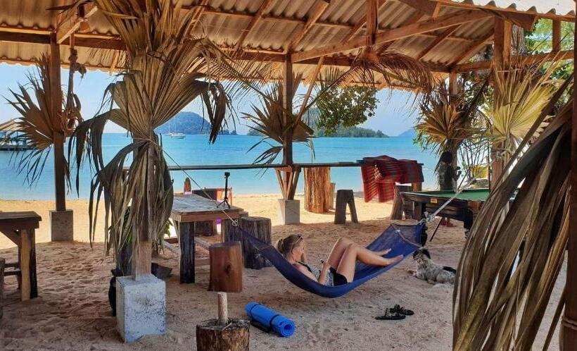 패밀리 룸, Miss You Beach Resort Koh Mak