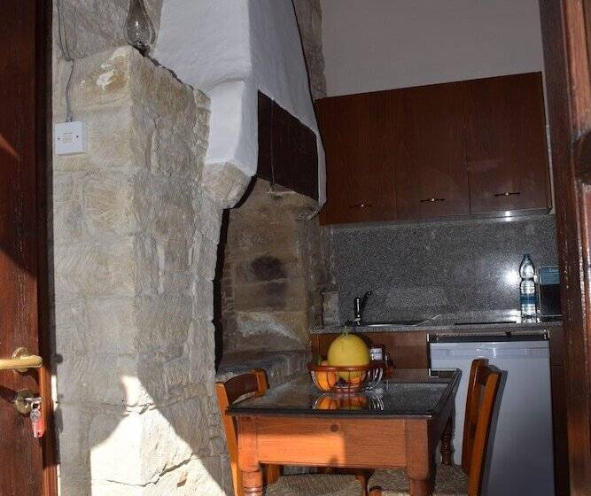 Студия Стандарт, Vasilopoulos House
