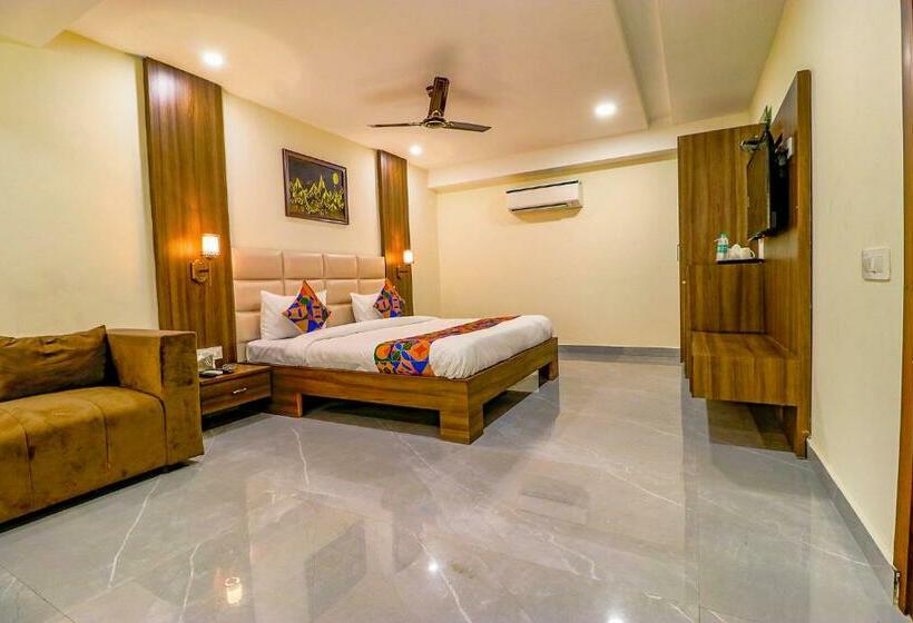 Люкс, Fabhotel Prime K9 Regency