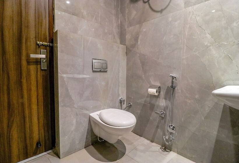 Номер Deluxe, Fabhotel Prime K9 Regency
