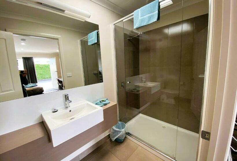 디럭스 룸, Dalvue Motel