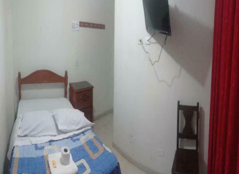 Номер Стандарт, Hostal El Mirador