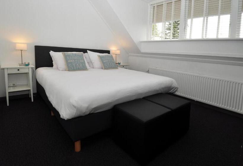 Апартаменты 2 Спальни, Boutique Hotel Herbergh Amsterdam Airport Free Parking