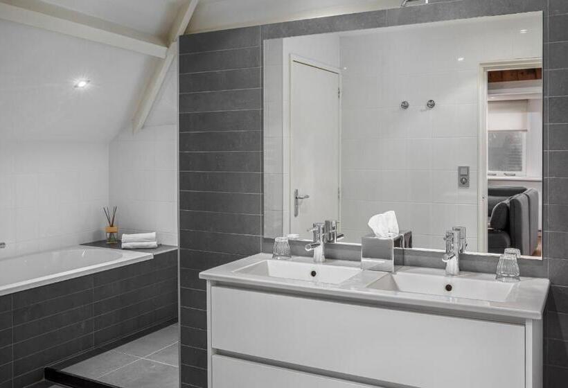 Королевский Люкс, Strandhotel Wilhelmina