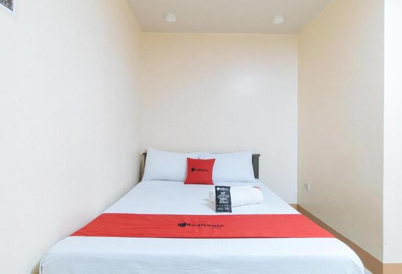 스탠다드 룸, Reddoorz At Isabelita Hotel Tuguegarao City