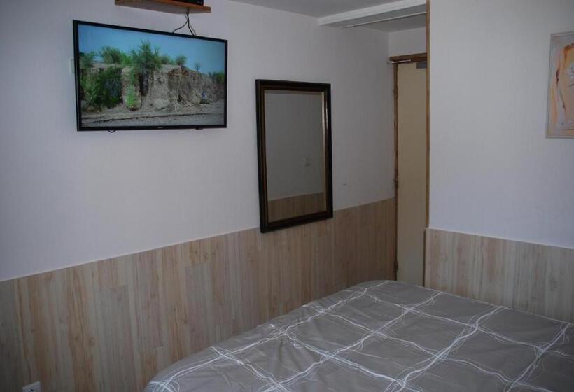 Номер Стандарт, Des Bains